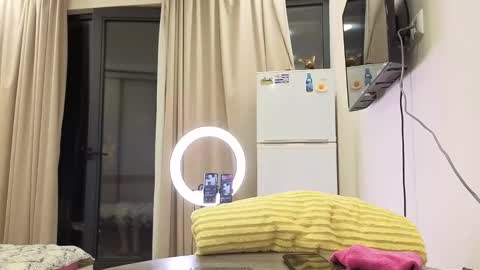 best_ass2000 online show from May 28, 7:00 pm