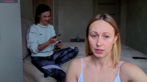 Hellen and Natali online show from April 19, 2:55 am