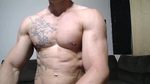 bestmuscle online show from December 19, 9:44 pm