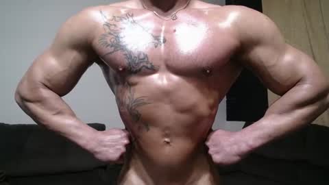 Snapshot of bestmuscle chatting on June 22, 3:25 am bestmuscle online show from June 22, 3:25 am