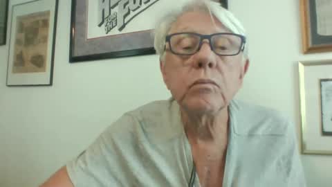 Snapshot of bestshot1951 chatting on September 27, 4:45 pm bestshot1951 online show from September 27, 4:45 pm