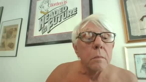 bestshot1951 online show from April 13, 2:22 pm