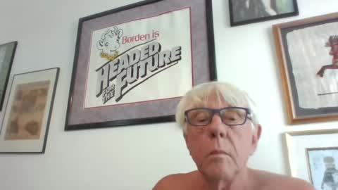 Snapshot of bestshot1951 chatting on July 15, 7:08 pm bestshot1951 online show from July 15, 7:08 pm