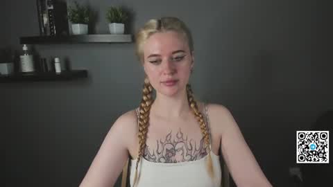 Snapshot of betany_fokss chatting on June 21, 1:24 pm Bella Schedule GMT2 Mon Tue Wed Thu Fri Sat Sun 8 am from 2pm online show from June 21, 1:24 pm