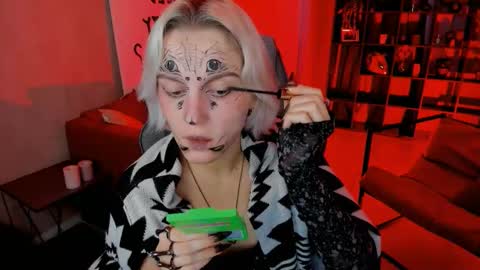 Snapshot of bethanycloud chatting on October 31, 4:24 am Bethany online show from October 31, 4:24 am