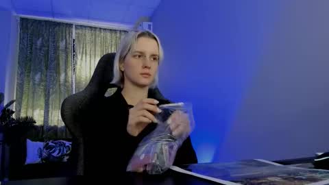 Snapshot of bethanycloud chatting on November 3, 5:52 am Bethany online show from November 3, 5:52 am