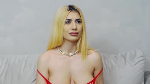 bethierusse online show from January 23, 2:12 am