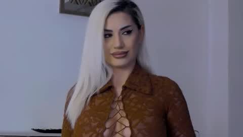 bethierusse online show from February 11, 10:48 pm