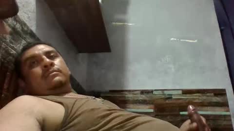 beto471292 online show from April 18, 12:47 am