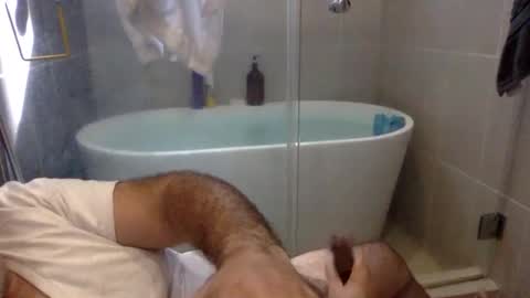 Snapshot of betoooox chatting on February 27, 2:32 pm Virtual Gentleman online show from February 27, 2:32 pm