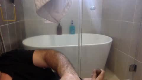 Snapshot of betoooox chatting on October 21, 12:39 pm Virtual Gentleman online show from October 21, 12:39 pm