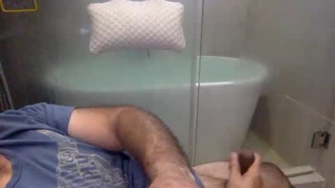 Snapshot of betoooox chatting on January 6, 1:26 pm Virtual Gentleman online show from January 6, 1:26 pm