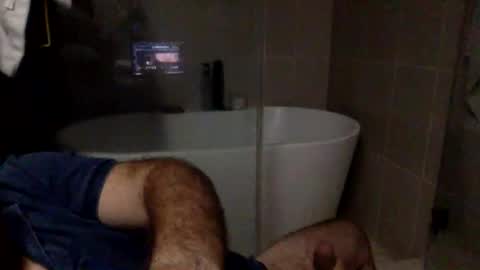 Snapshot of betoooox chatting on February 14, 9:39 am Virtual Gentleman online show from February 14, 9:39 am