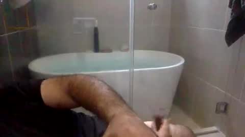 Snapshot of betoooox chatting on February 23, 2:14 pm Virtual Gentleman online show from February 23, 2:14 pm