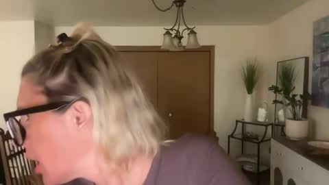 Best Time and Even better Convo online show from November 23, 2:22 am