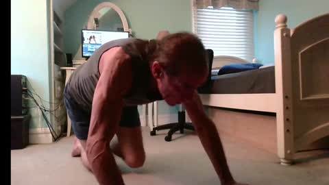 Snapshot of betterwithu2 chatting on December 18, 9:18 pm betterwithu2 online show from December 18, 9:18 pm