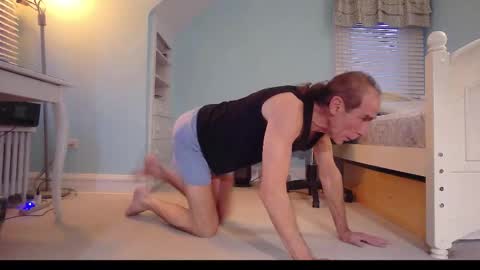 Snapshot of betterwithu2 chatting on November 19, 9:59 pm betterwithu2 online show from November 19, 9:59 pm