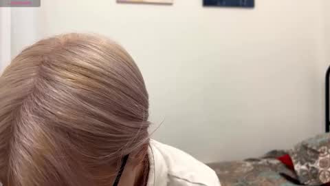 BlondeReka ITS MY 1st DAY HERE online show from November 18, 11:47 am