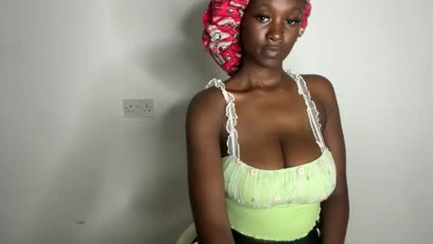 Adah online show from January 6, 8:12 pm