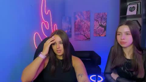 Snapshot of betty_noir chatting on July 14, 3:51 pm Betty online show from July 14, 3:51 pm