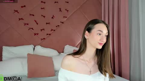 Kelly online show from May 19, 1:33 am