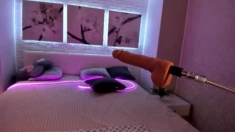 Betty online show from October 26, 8:15 pm