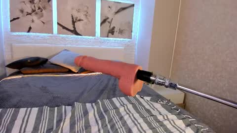 Betty online show from November 28, 8:22 pm