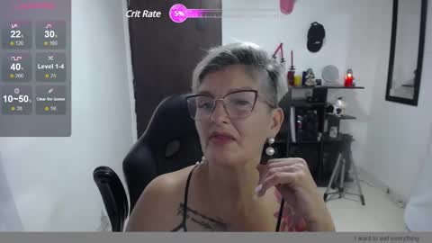 Snapshot of bety_cum3 chatting on December 1, 11:04 pm bibiana online show from December 1, 11:04 pm