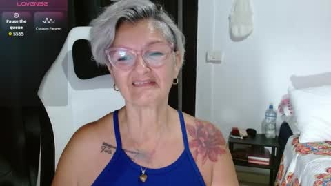 bibiana online show from April 12, 9:20 pm