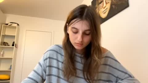 Snapshot of beulahweikert chatting on July 13, 5:27 pm Lina online show from July 13, 5:27 pm