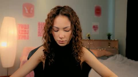 Lilly online show from March 22, 6:17 am