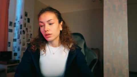 Lilly online show from March 28, 6:46 am