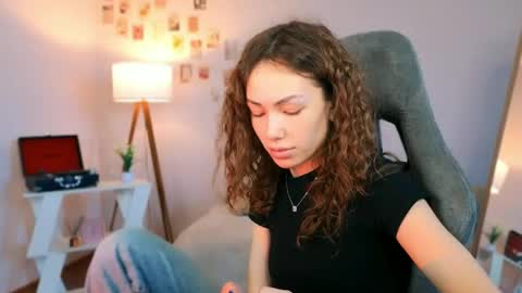 Lilly online show from April 16, 10:27 am