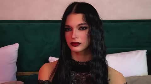 Snapshot of beverlyyork chatting on November 29, 7:00 am Beverly online show from November 29, 7:00 am