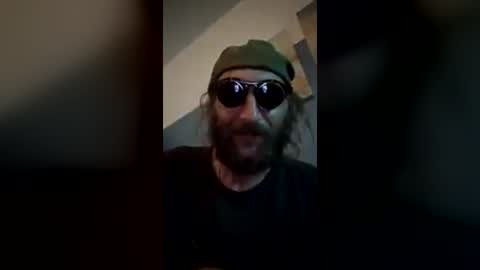 Snapshot of beyer2323 chatting on June 21, 2:14 am beyer2323 online show from June 21, 2:14 am