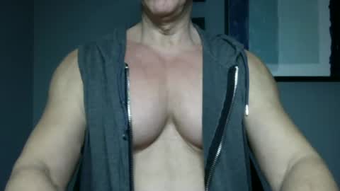 BGDKMUSCLEGUY - SELECTED BY CHATURBATE AS A TOP BROADCASTER FOR 2023 online show from December 13, 2:43 am