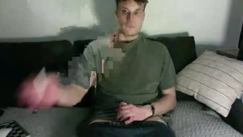 Snapshot of bgnzzz chatting on November 23, 5:35 pm bgnzzz online show from November 23, 5:35 pm