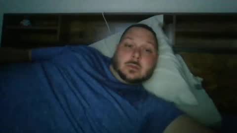 Snapshot of bhines5791 chatting on October 29, 6:15 am hines5791 online show from October 29, 6:15 am