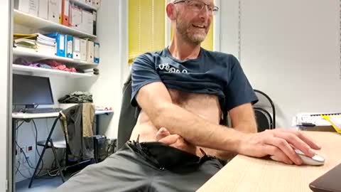 Snapshot of bi_french69 chatting on June 15, 4:42 pm My name is David and if you like public exhibitions you wont be disappointed with me LoL - My favorite vibes is 44 online show from June 15, 4:42 pm