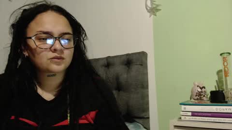 Snapshot of biabia_1 chatting on December 8, 1:35 am BiaBia online show from December 8, 1:35 am