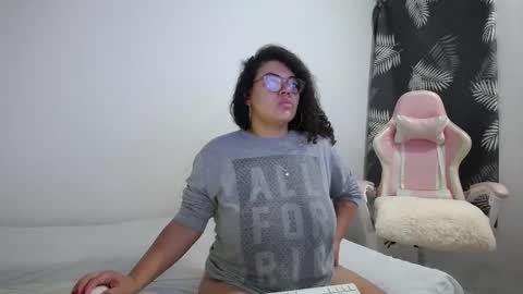 Bianca Tuesday to Sunday from 2am to 6am UTC-5 online show from September 13, 9:53 am