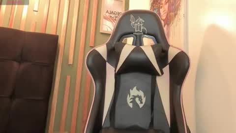 bianca_spear online show from April 16, 9:39 pm