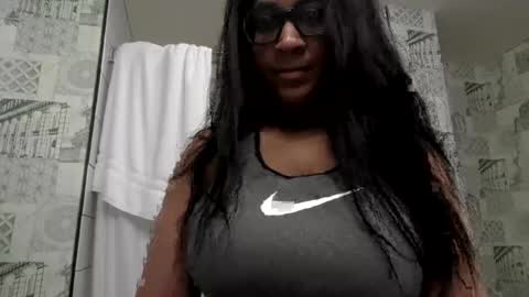 biancadoesitright online show from April 12, 6:35 pm