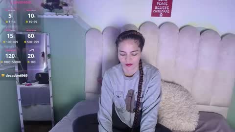 Snapshot of biancaluxx1 chatting on December 18, 11:27 am Bianca online show from December 18, 11:27 am