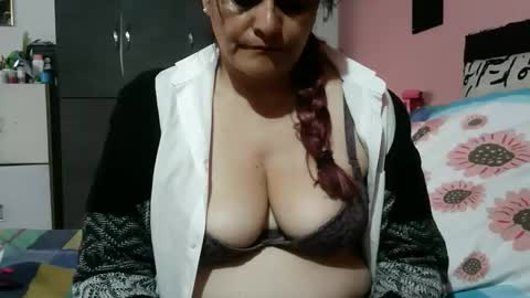 biancasteel online show from February 12, 8:37 pm