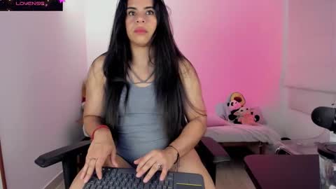 Snapshot of biancastrongg chatting on October 29, 2:25 am Biancastrong.. IGThebiancastrong online show from October 29, 2:25 am