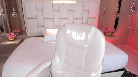 Hi Im Bianca online show from November 27, 4:03 am