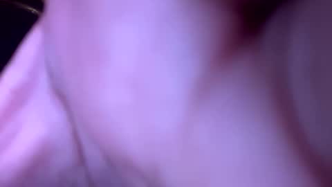 Snapshot of bibabiegirl chatting on October 18, 2:47 am bibabiegirl online show from October 18, 2:47 am