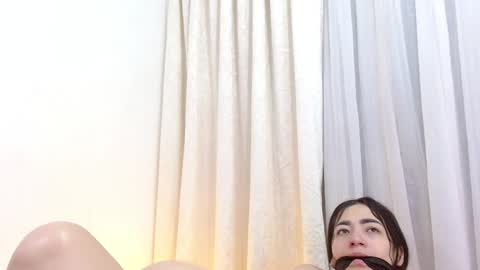 Snapshot of bibistate chatting on December 18, 11:30 pm Dana y Paola online show from December 18, 11:30 pm