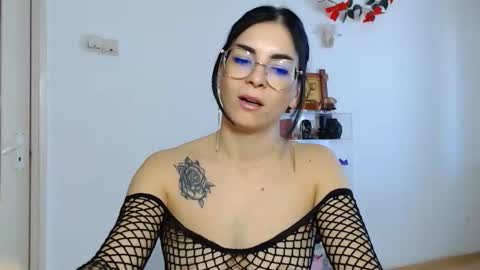 innasugarwild online show from October 19, 7:20 am